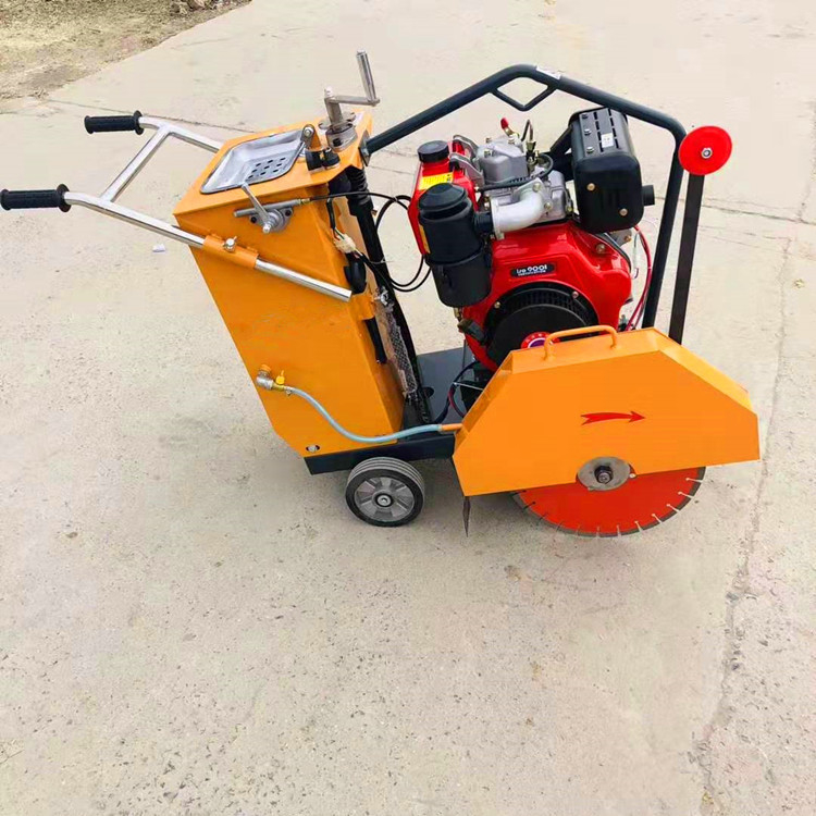 Automatic Asphalt Road Saw Cutting Machine 40t/H Capacity Pavement Cutting Machine